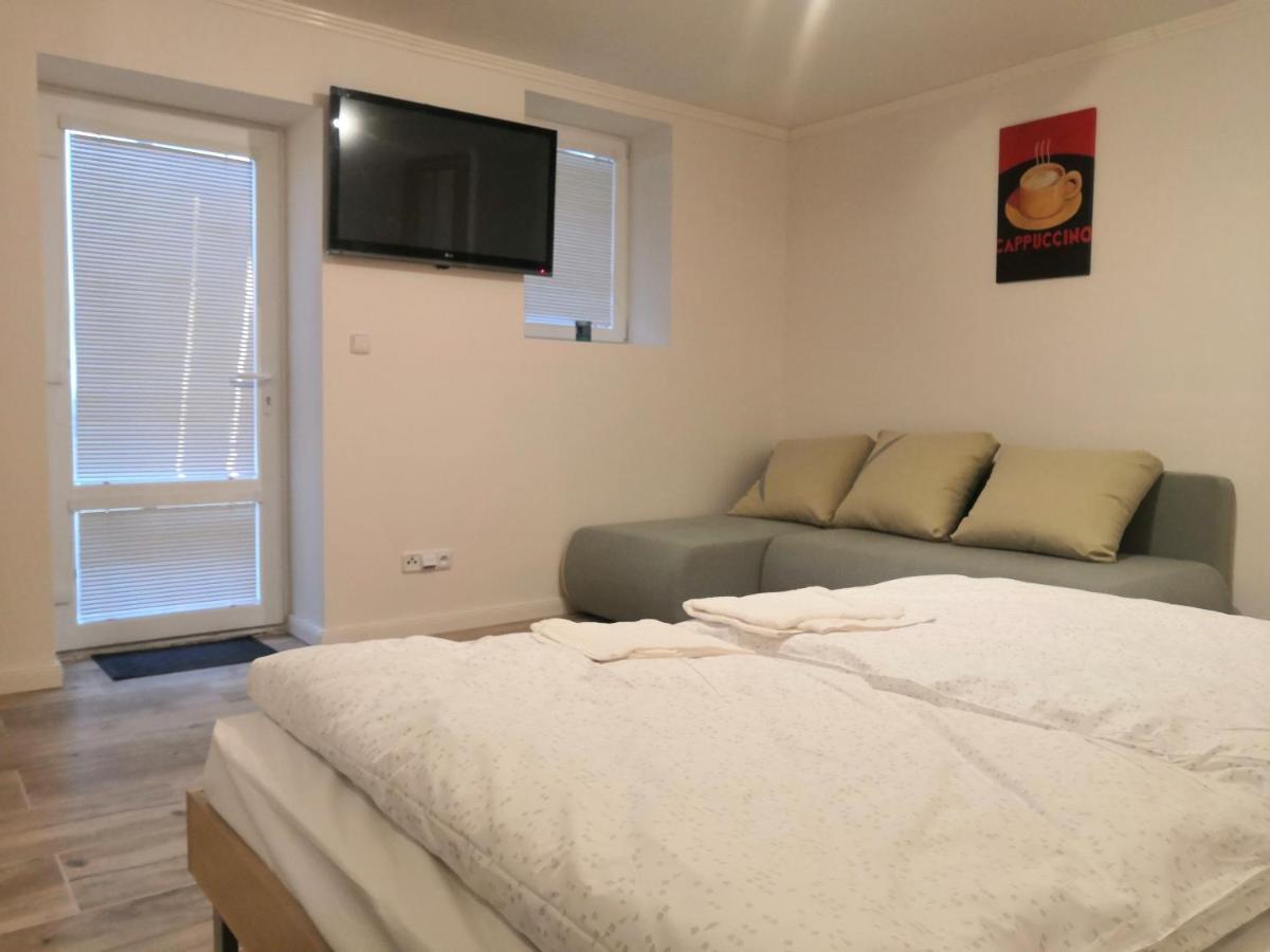 Vehlovice Apartments Mělník المظهر الخارجي الصورة