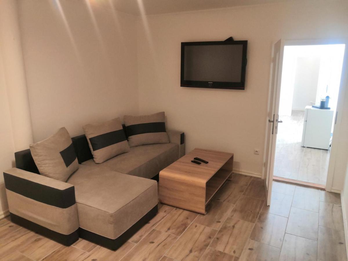 Vehlovice Apartments Mělník المظهر الخارجي الصورة